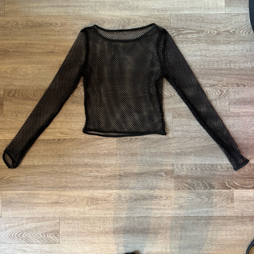 Mesh long sleeve crop top